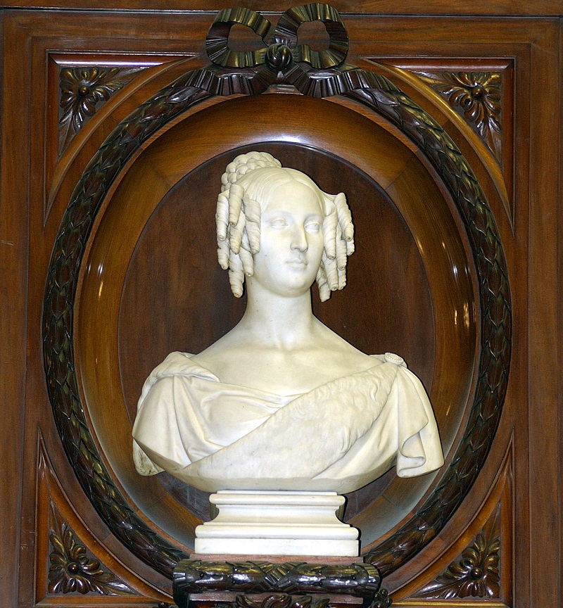 Halfrond - buste Louise-Marie